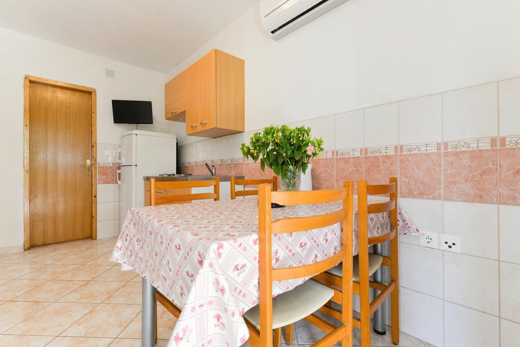 Apartments Antica - Edita Rtina Quarto foto